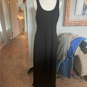 Black Sheath Maxi Dress with Scoop Neck